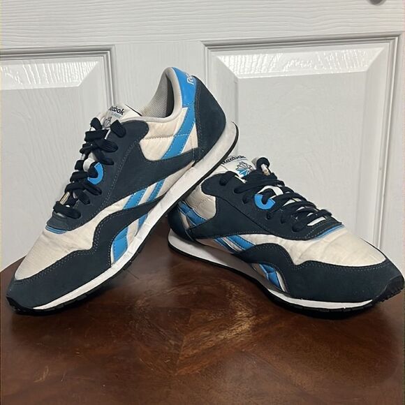 🔥🔥 REEBOK CLASSIC Women’s Sneakers Sz10 - RARE Colorway - EXCELLENT Condition - Picture 4 of 13